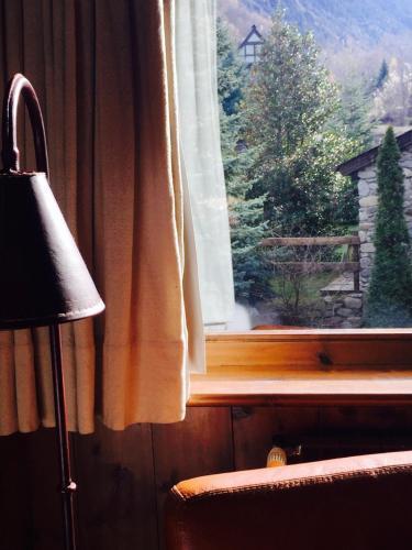 Hotel Besiberri Arties Zewnętrze zdjęcie